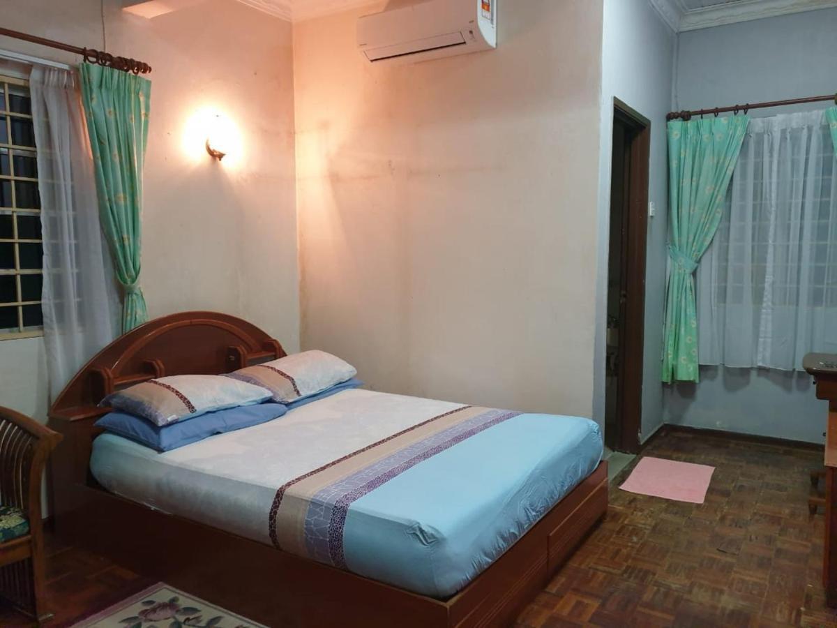 Lavender Impian Homestay Kajang Buitenkant foto