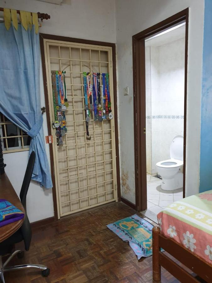 Lavender Impian Homestay Kajang Buitenkant foto
