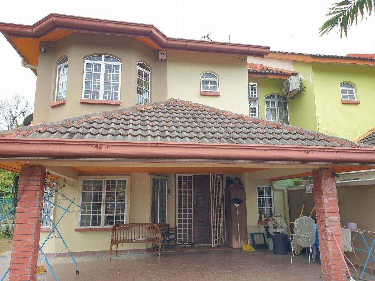 Lavender Impian Homestay Kajang Buitenkant foto