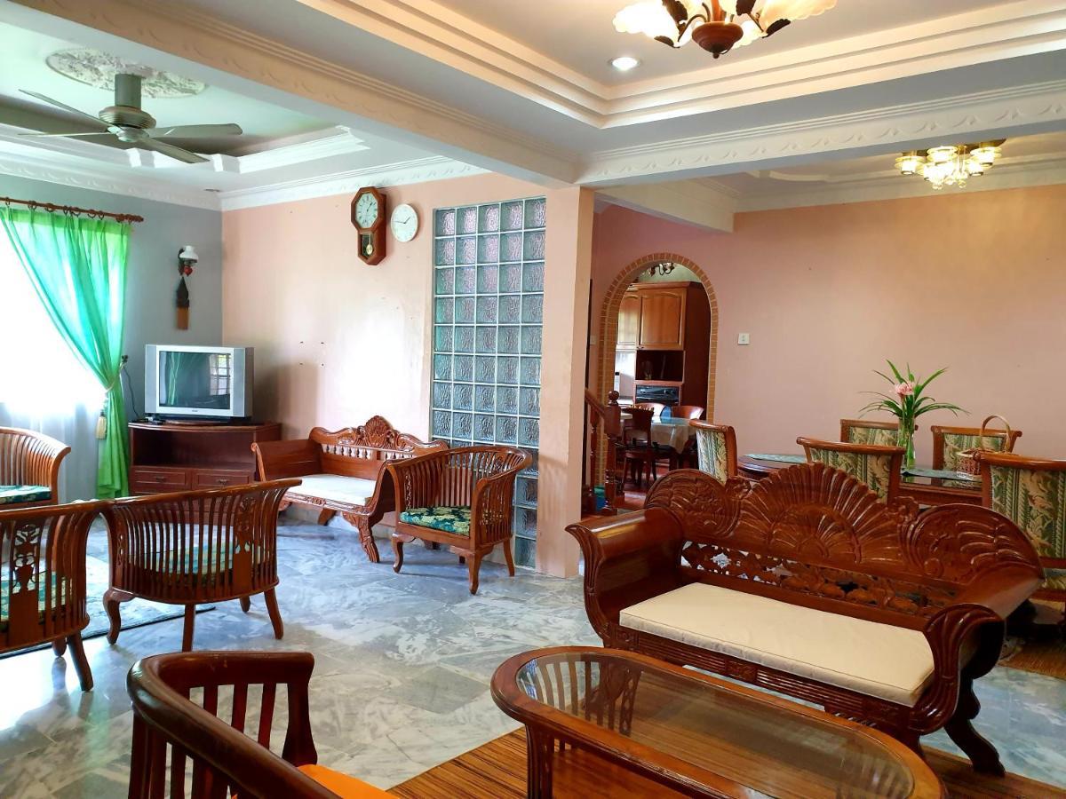 Lavender Impian Homestay Kajang Buitenkant foto