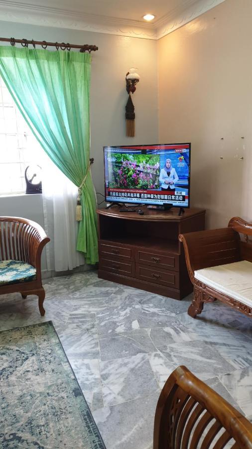 Lavender Impian Homestay Kajang Buitenkant foto