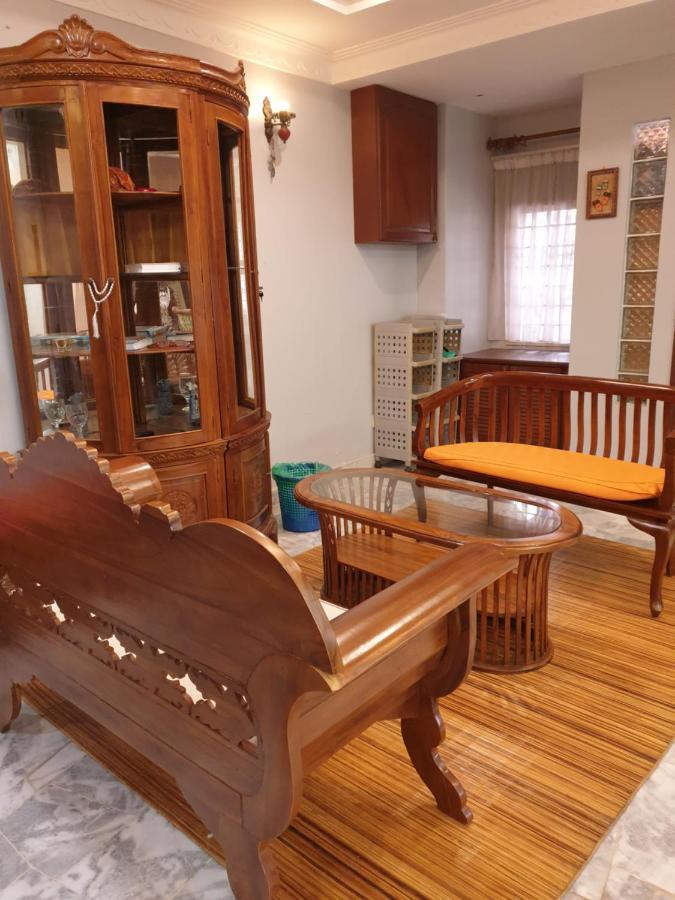 Lavender Impian Homestay Kajang Buitenkant foto